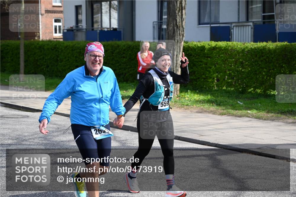 12.04.2026 - 45. Internationalen Wilhelmsburger Insellauf J. Mangold http://msf.ph/oto/9473919 12.04.2026 11:40:57 Ziel 4981, 2693, 5593 meine-sportfotos.de