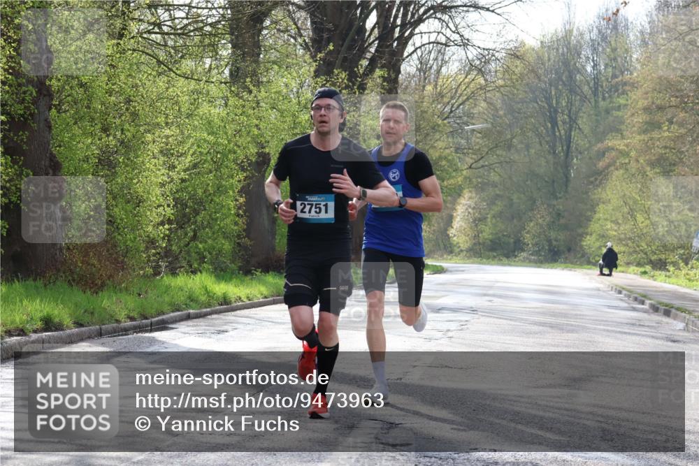 12.04.2026 - 45. Internationalen Wilhelmsburger Insellauf Yannick Fuchs http://msf.ph/oto/9473963 12.04.2026 10:03:20 Laufen 2751 meine-sportfotos.de