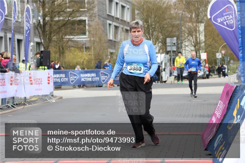 12.04.2026 - 45. Internationalen Wilhelmsburger Insellauf Strokosch-Dieckow http://msf.ph/oto/9473993 12.04.2026 13:33:37 Ziel 3980 meine-sportfotos.de