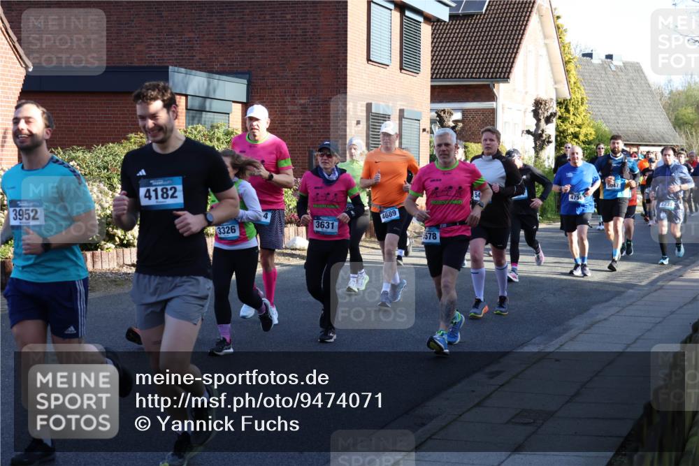 12.04.2026 - 45. Internationalen Wilhelmsburger Insellauf Yannick Fuchs http://msf.ph/oto/9474071 12.04.2026 08:59:26 Laufen 3952, 4182, 3326, 3631, 54, 5047, 4689, 4756, 6578, 223 meine-sportfotos.de