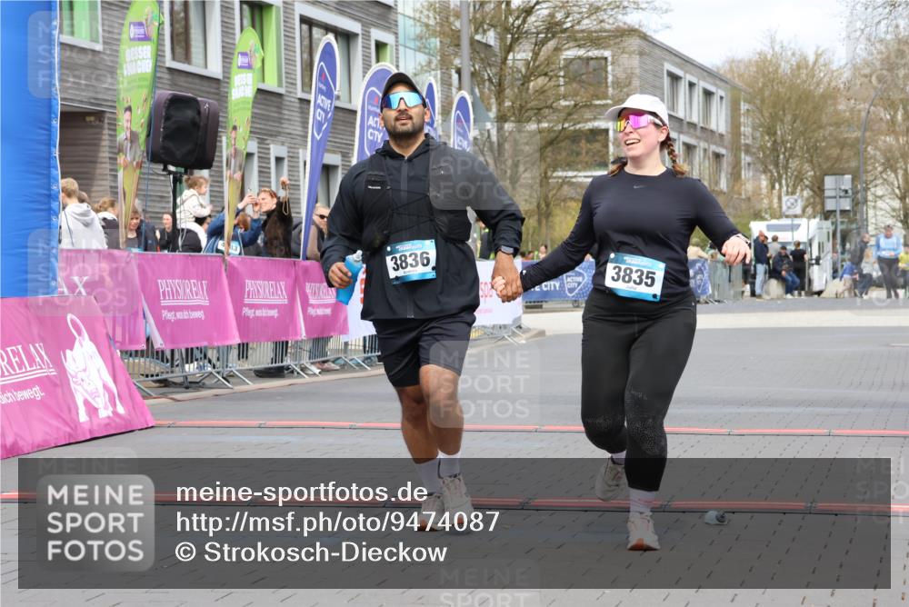 12.04.2026 - 45. Internationalen Wilhelmsburger Insellauf Strokosch-Dieckow http://msf.ph/oto/9474087 12.04.2026 13:33:24 Ziel 3836, 5224 meine-sportfotos.de