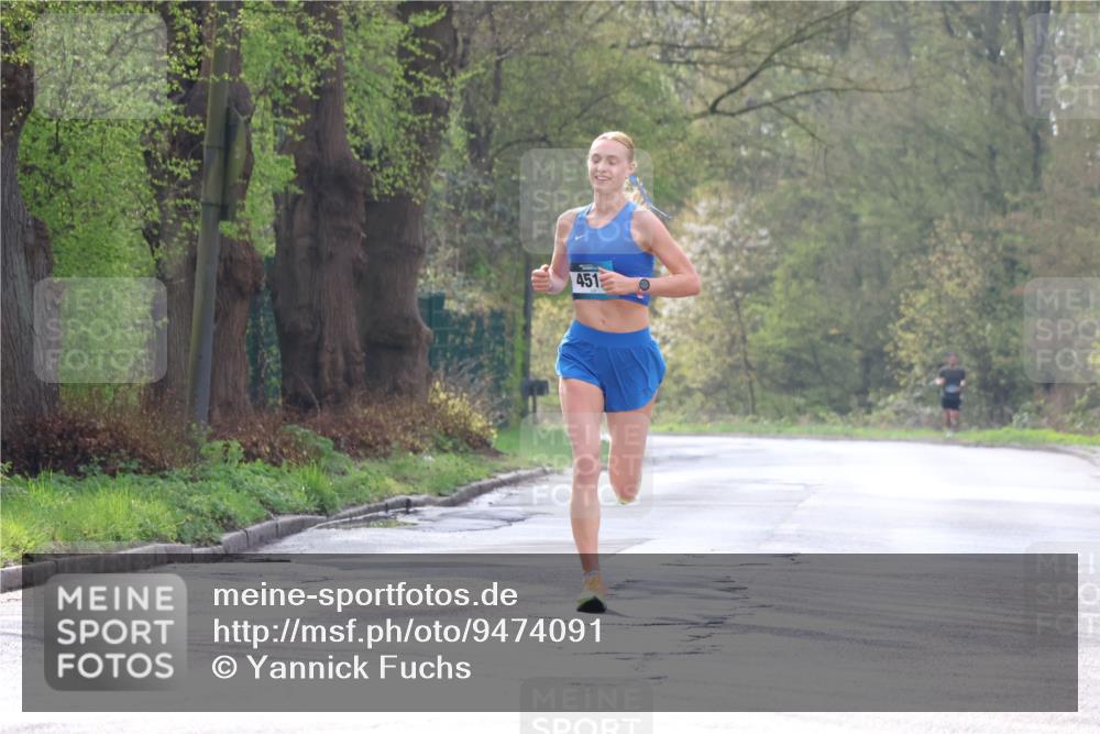 12.04.2026 - 45. Internationalen Wilhelmsburger Insellauf Yannick Fuchs http://msf.ph/oto/9474091 12.04.2026 10:04:21 Laufen 451 meine-sportfotos.de