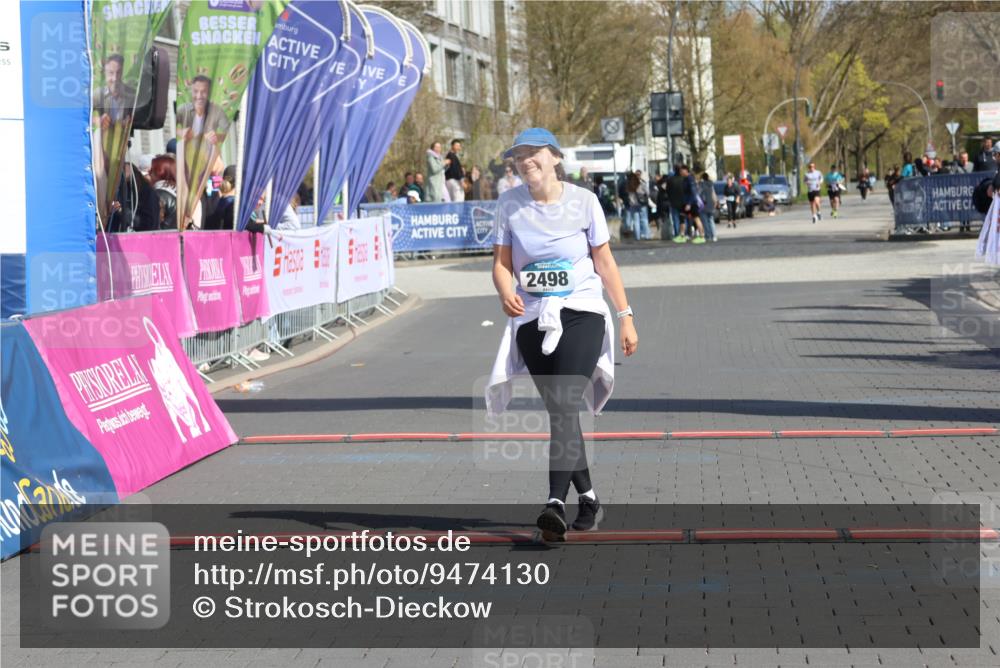 12.04.2026 - 45. Internationalen Wilhelmsburger Insellauf Strokosch-Dieckow http://msf.ph/oto/9474130 12.04.2026 11:30:43 Ziel 2498 meine-sportfotos.de