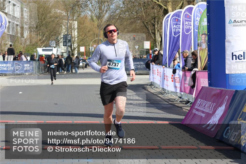 12.04.2026 - 45. Internationalen Wilhelmsburger Insellauf Strokosch-Dieckow http://msf.ph/oto/9474186 12.04.2026 11:31:03 Ziel 4737 meine-sportfotos.de