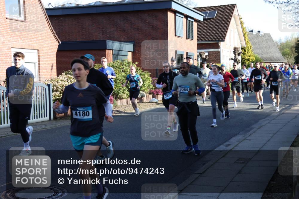 12.04.2026 - 45. Internationalen Wilhelmsburger Insellauf Yannick Fuchs http://msf.ph/oto/9474243 12.04.2026 08:59:42 Laufen 4180, 2618, 1112, 3237, 3064, 3484, 5617, 837, 2073, 3550, 5618 meine-sportfotos.de