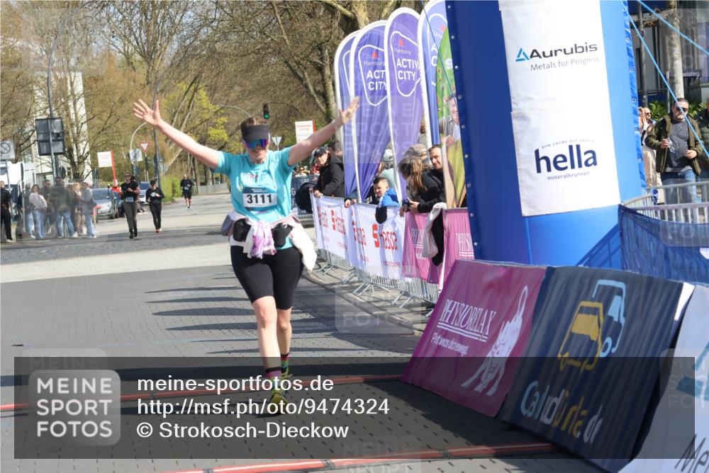 12.04.2026 - 45. Internationalen Wilhelmsburger Insellauf Strokosch-Dieckow http://msf.ph/oto/9474324 12.04.2026 11:31:15 Ziel 2480, 3111 meine-sportfotos.de