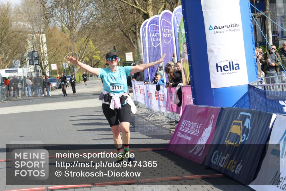 12.04.2026 - 45. Internationalen Wilhelmsburger Insellauf Strokosch-Dieckow http://msf.ph/oto/9474365 12.04.2026 11:31:15 Ziel 2480, 3111 meine-sportfotos.de