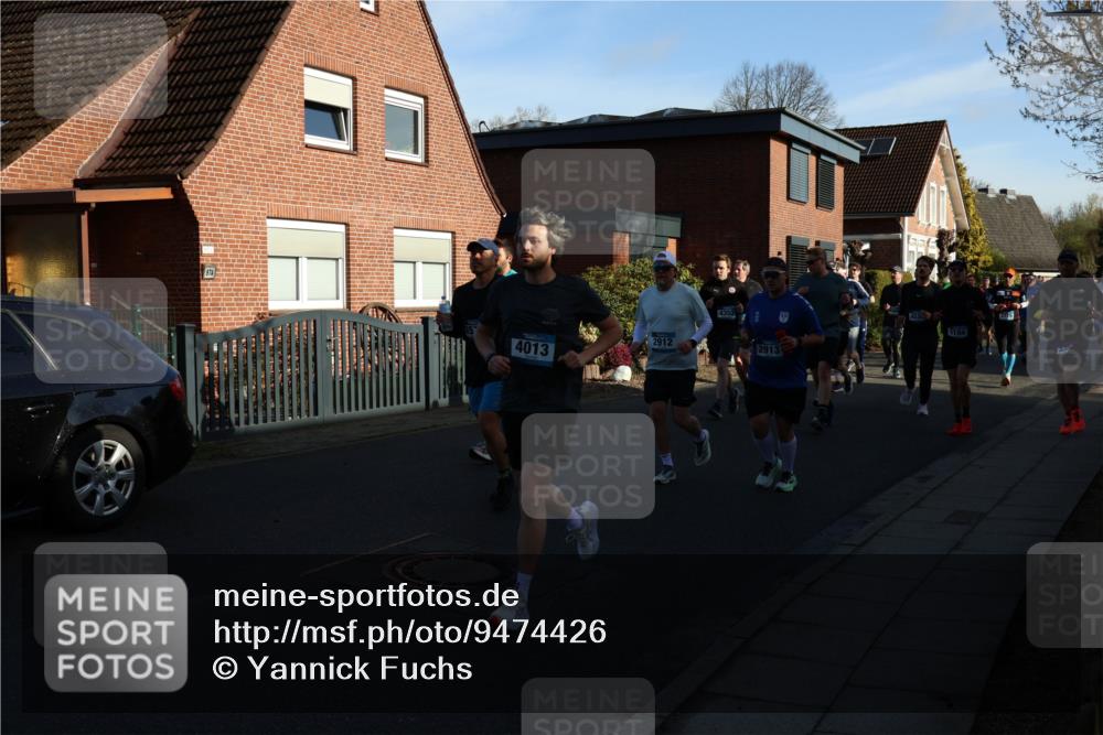 12.04.2026 - 45. Internationalen Wilhelmsburger Insellauf Yannick Fuchs http://msf.ph/oto/9474426 12.04.2026 09:00:01 Laufen 4013, 2912, 4352, 2913, 3184 meine-sportfotos.de