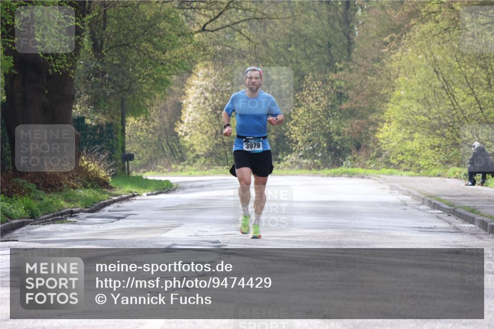 12.04.2026 - 45. Internationalen Wilhelmsburger Insellauf Yannick Fuchs http://msf.ph/oto/9474429 12.04.2026 10:05:40 Laufen 3979 meine-sportfotos.de