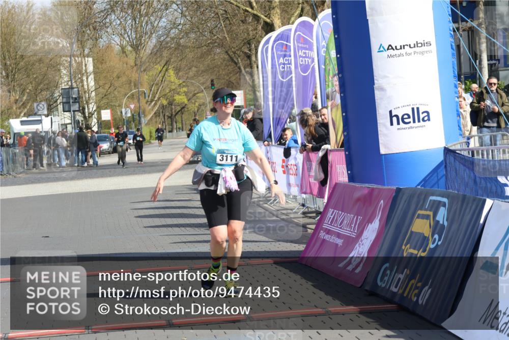 12.04.2026 - 45. Internationalen Wilhelmsburger Insellauf Strokosch-Dieckow http://msf.ph/oto/9474435 12.04.2026 11:31:16 Ziel 2480, 3111 meine-sportfotos.de