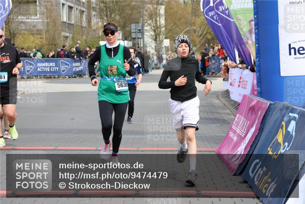 12.04.2026 - 45. Internationalen Wilhelmsburger Insellauf Strokosch-Dieckow http://msf.ph/oto/9474479 12.04.2026 12:54:49 Ziel 5630, 5858, 3661, 2852, 2085 meine-sportfotos.de