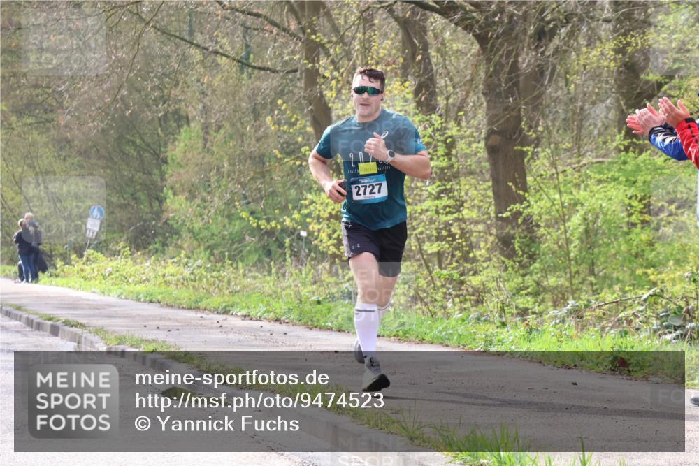 12.04.2026 - 45. Internationalen Wilhelmsburger Insellauf Yannick Fuchs http://msf.ph/oto/9474523 12.04.2026 10:06:35 Laufen 2727 meine-sportfotos.de