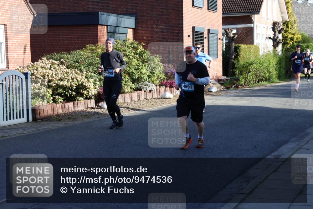 12.04.2026 - 45. Internationalen Wilhelmsburger Insellauf Yannick Fuchs http://msf.ph/oto/9474536 12.04.2026 09:00:10 Laufen 4699, 4991, 4927, 4338 meine-sportfotos.de