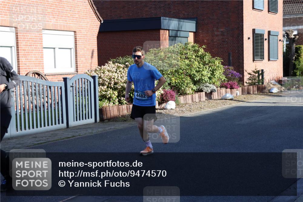 12.04.2026 - 45. Internationalen Wilhelmsburger Insellauf Yannick Fuchs http://msf.ph/oto/9474570 12.04.2026 09:00:12 Laufen 4482 meine-sportfotos.de