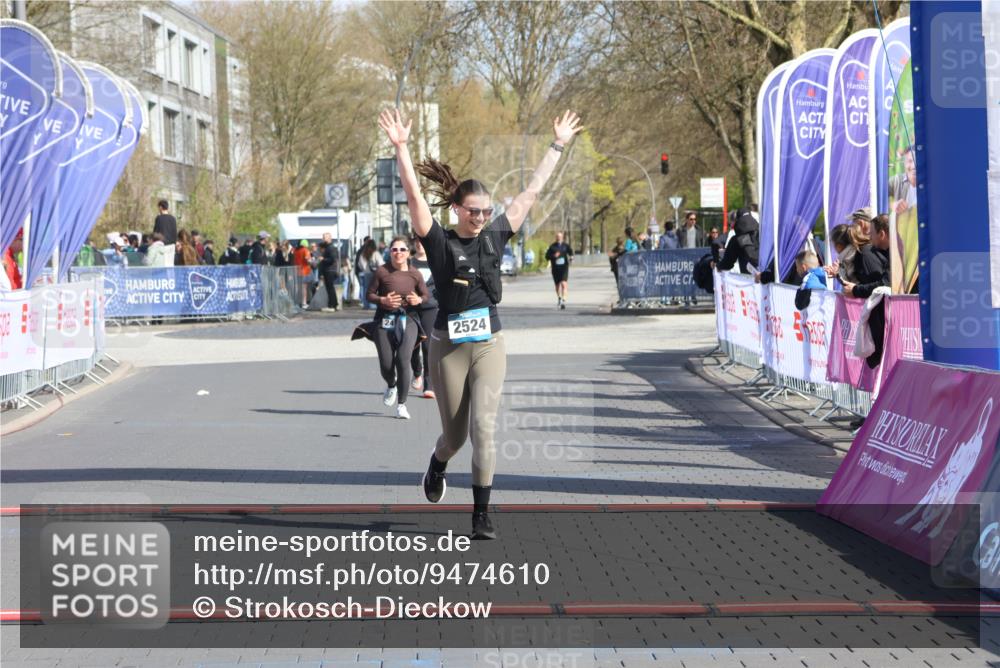 12.04.2026 - 45. Internationalen Wilhelmsburger Insellauf Strokosch-Dieckow http://msf.ph/oto/9474610 12.04.2026 11:31:34 Ziel 2524 meine-sportfotos.de