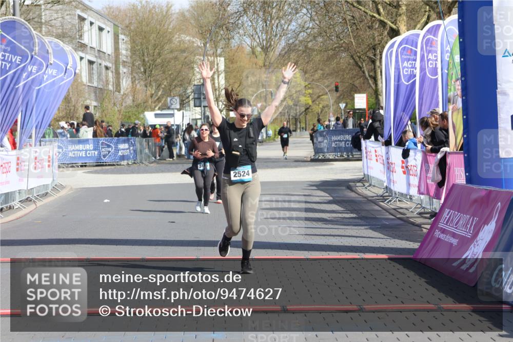 12.04.2026 - 45. Internationalen Wilhelmsburger Insellauf Strokosch-Dieckow http://msf.ph/oto/9474627 12.04.2026 11:31:34 Ziel 2524 meine-sportfotos.de