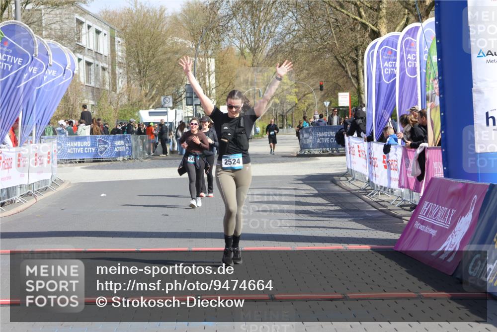 12.04.2026 - 45. Internationalen Wilhelmsburger Insellauf Strokosch-Dieckow http://msf.ph/oto/9474664 12.04.2026 11:31:34 Ziel 2524 meine-sportfotos.de