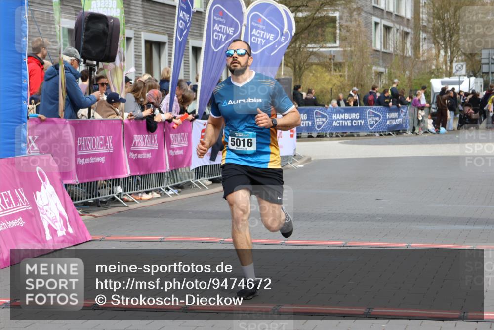 12.04.2026 - 45. Internationalen Wilhelmsburger Insellauf Strokosch-Dieckow http://msf.ph/oto/9474672 12.04.2026 12:54:58 Ziel 5016 meine-sportfotos.de