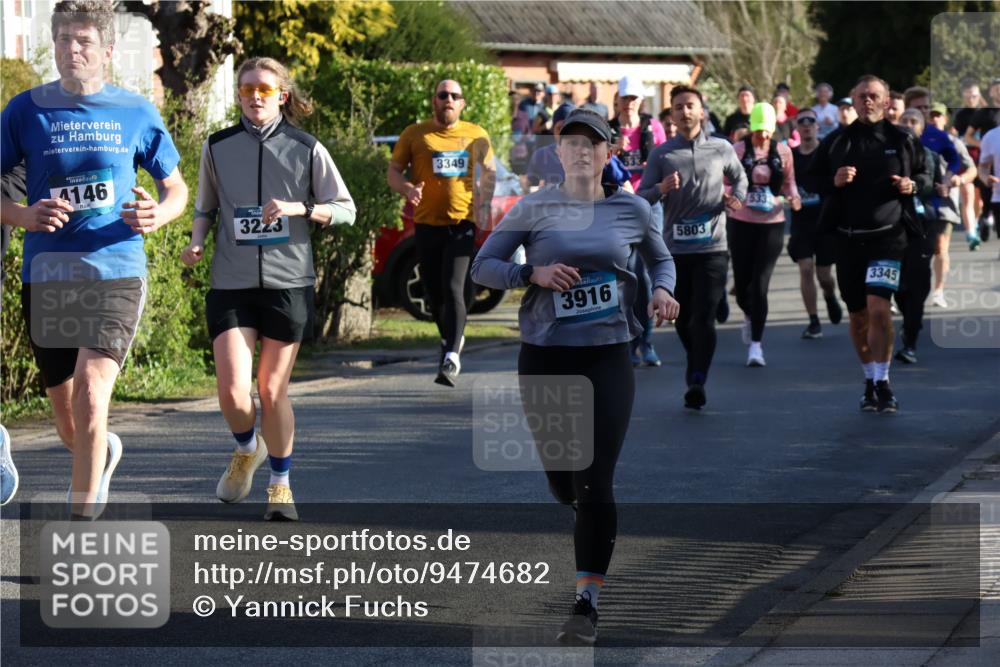 12.04.2026 - 45. Internationalen Wilhelmsburger Insellauf Yannick Fuchs http://msf.ph/oto/9474682 12.04.2026 09:00:28 Laufen 4146, 3223, 3349, 3916, 5803, 3345 meine-sportfotos.de
