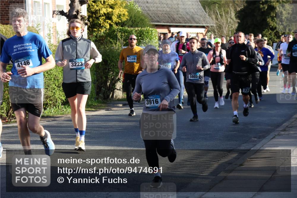 12.04.2026 - 45. Internationalen Wilhelmsburger Insellauf Yannick Fuchs http://msf.ph/oto/9474691 12.04.2026 09:00:28 Laufen 4146, 3349, 3223, 3916, 332, 5803, 5332, 334 meine-sportfotos.de