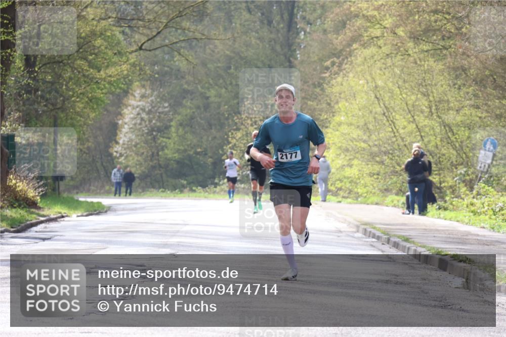 12.04.2026 - 45. Internationalen Wilhelmsburger Insellauf Yannick Fuchs http://msf.ph/oto/9474714 12.04.2026 10:06:58 Laufen 2177 meine-sportfotos.de