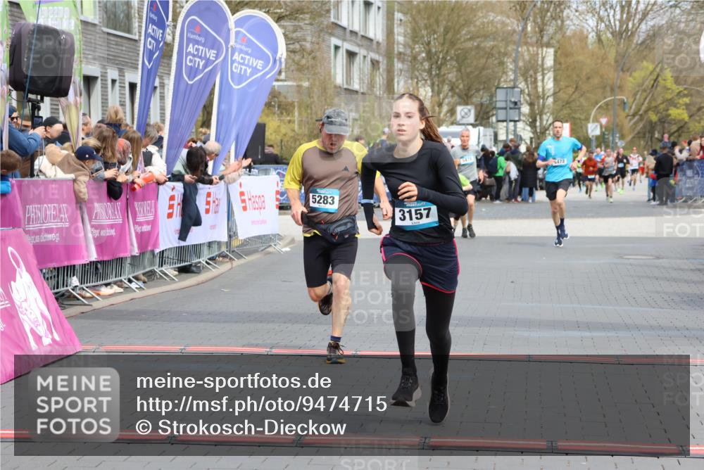 12.04.2026 - 45. Internationalen Wilhelmsburger Insellauf Strokosch-Dieckow http://msf.ph/oto/9474715 12.04.2026 12:55:09 Ziel 3157, 5283 meine-sportfotos.de