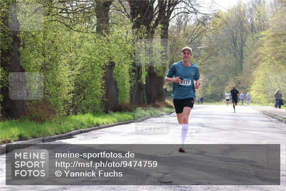 12.04.2026 - 45. Internationalen Wilhelmsburger Insellauf Yannick Fuchs http://msf.ph/oto/9474759 12.04.2026 10:07:01 Laufen 2177 meine-sportfotos.de