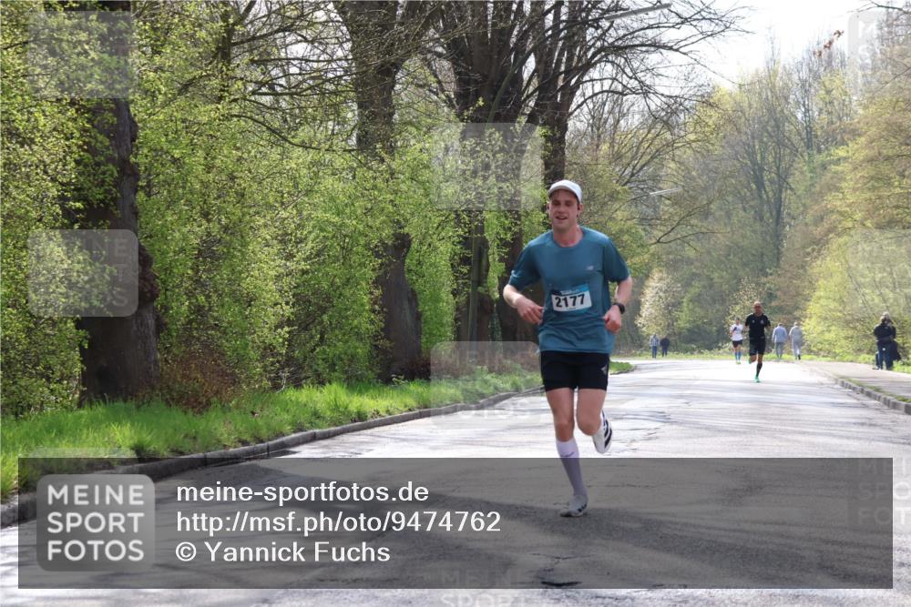 12.04.2026 - 45. Internationalen Wilhelmsburger Insellauf Yannick Fuchs http://msf.ph/oto/9474762 12.04.2026 10:07:02 Laufen 2177 meine-sportfotos.de