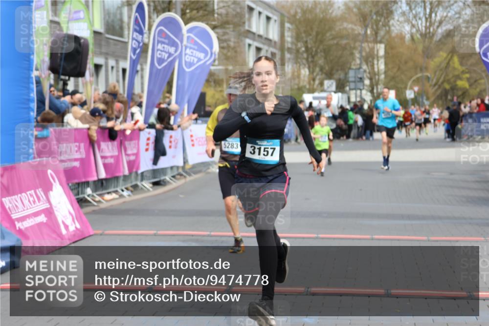 12.04.2026 - 45. Internationalen Wilhelmsburger Insellauf Strokosch-Dieckow http://msf.ph/oto/9474778 12.04.2026 12:55:09 Ziel 3157, 5283 meine-sportfotos.de