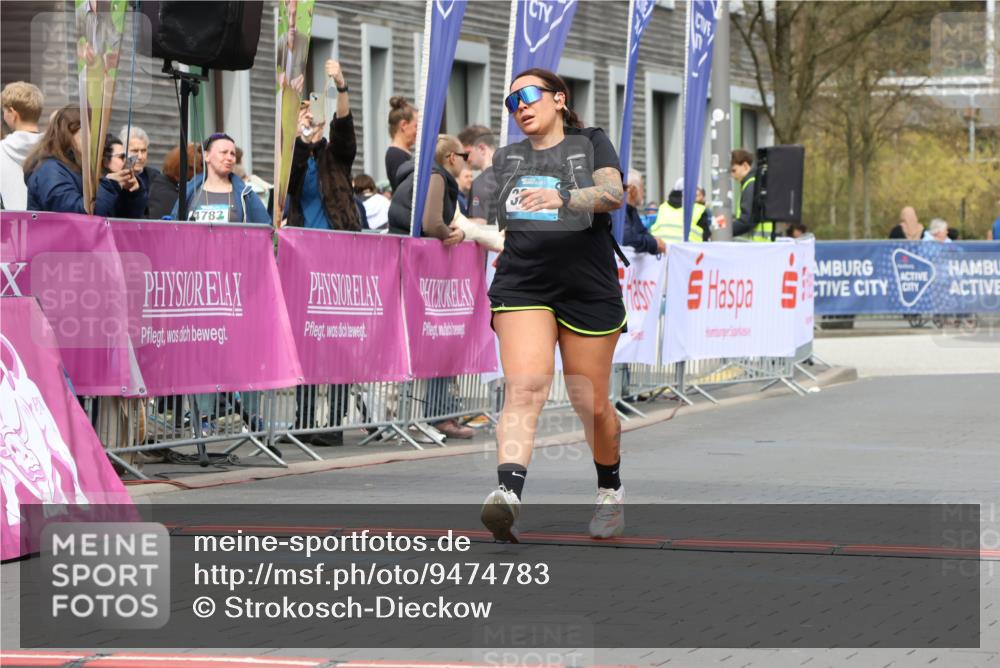 12.04.2026 - 45. Internationalen Wilhelmsburger Insellauf Strokosch-Dieckow http://msf.ph/oto/9474783 12.04.2026 13:32:49 Ziel 4065, 3231 meine-sportfotos.de