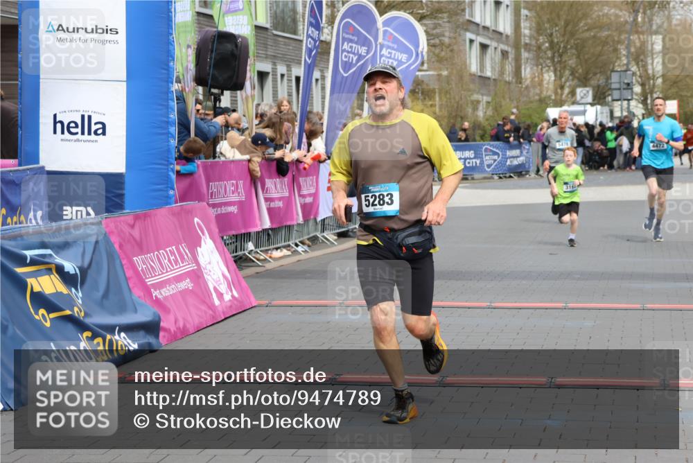 12.04.2026 - 45. Internationalen Wilhelmsburger Insellauf Strokosch-Dieckow http://msf.ph/oto/9474789 12.04.2026 12:55:10 Ziel 3157, 5283, 3163, 4472 meine-sportfotos.de