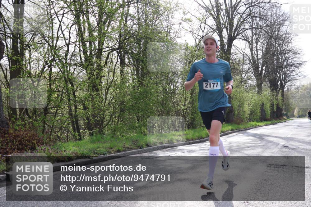 12.04.2026 - 45. Internationalen Wilhelmsburger Insellauf Yannick Fuchs http://msf.ph/oto/9474791 12.04.2026 10:07:04 Laufen 2177 meine-sportfotos.de