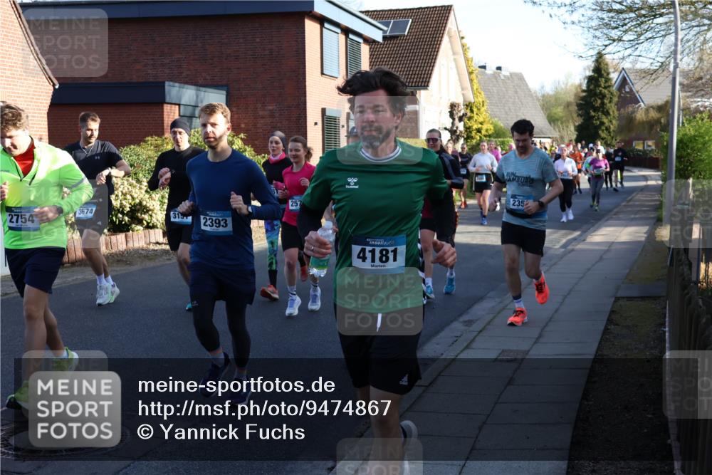 12.04.2026 - 45. Internationalen Wilhelmsburger Insellauf Yannick Fuchs http://msf.ph/oto/9474867 12.04.2026 09:00:45 Laufen 2754, 3674, 315, 2393, 257, 4181, 235 meine-sportfotos.de
