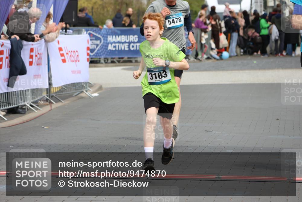 12.04.2026 - 45. Internationalen Wilhelmsburger Insellauf Strokosch-Dieckow http://msf.ph/oto/9474870 12.04.2026 12:55:13 Ziel 5283, 3163, 4472, 5478 meine-sportfotos.de