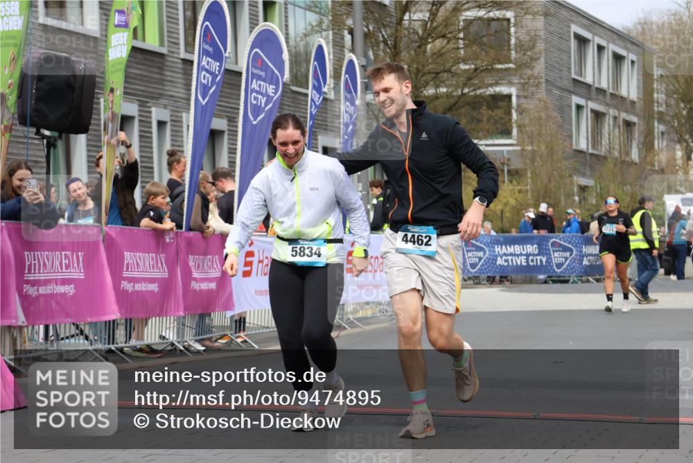12.04.2026 - 45. Internationalen Wilhelmsburger Insellauf Strokosch-Dieckow http://msf.ph/oto/9474895 12.04.2026 13:32:42 Ziel 2339, 4462 meine-sportfotos.de