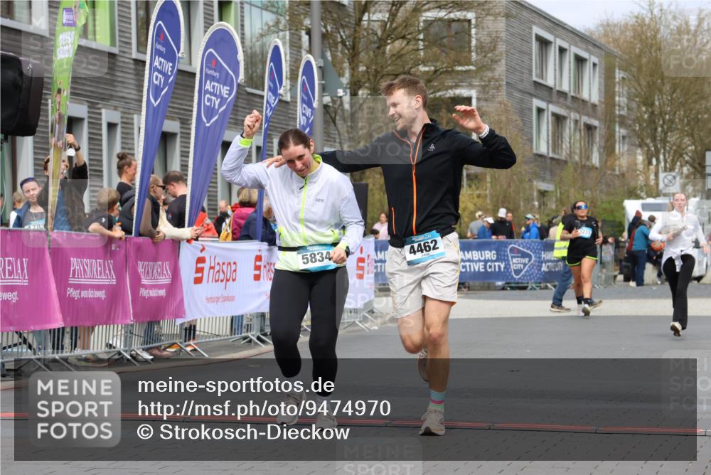 12.04.2026 - 45. Internationalen Wilhelmsburger Insellauf Strokosch-Dieckow http://msf.ph/oto/9474970 12.04.2026 13:32:42 Ziel 2339, 4462 meine-sportfotos.de