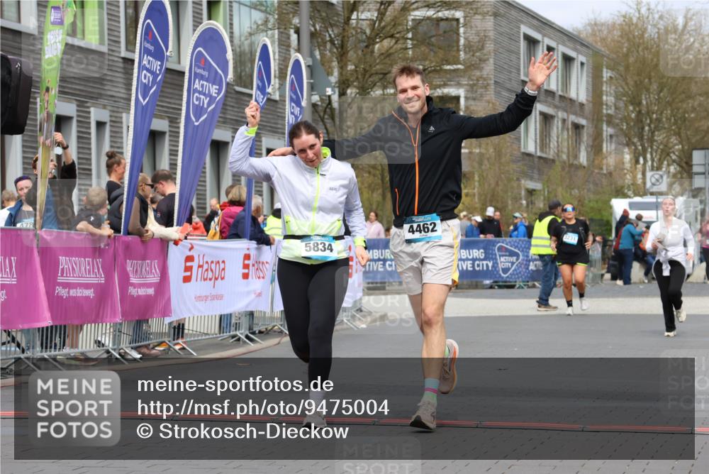12.04.2026 - 45. Internationalen Wilhelmsburger Insellauf Strokosch-Dieckow http://msf.ph/oto/9475004 12.04.2026 13:32:42 Ziel 2339, 4462 meine-sportfotos.de
