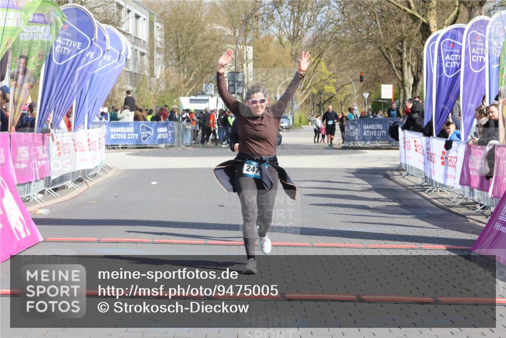 12.04.2026 - 45. Internationalen Wilhelmsburger Insellauf Strokosch-Dieckow http://msf.ph/oto/9475005 12.04.2026 11:31:39 Ziel 2475, 2279 meine-sportfotos.de