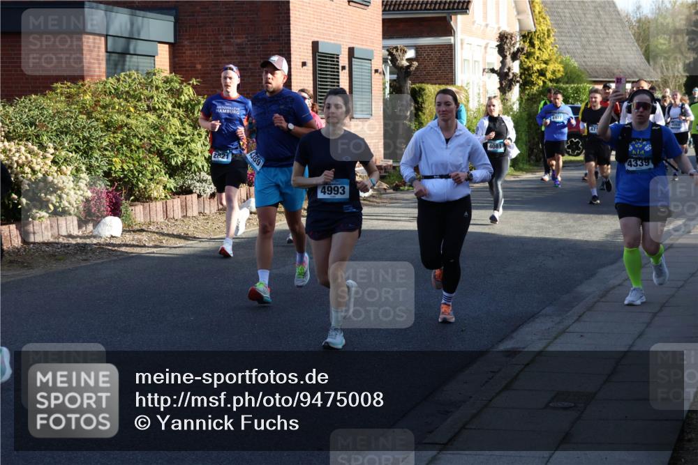 12.04.2026 - 45. Internationalen Wilhelmsburger Insellauf Yannick Fuchs http://msf.ph/oto/9475008 12.04.2026 09:00:58 Laufen 2821, 4993, 4081, 4339 meine-sportfotos.de
