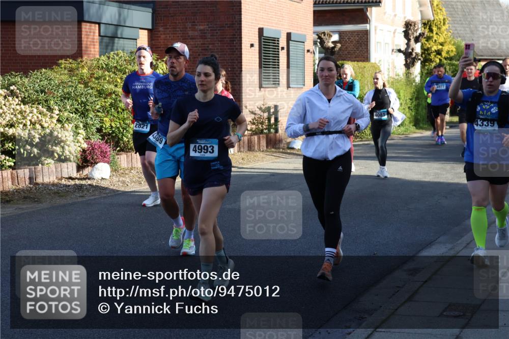 12.04.2026 - 45. Internationalen Wilhelmsburger Insellauf Yannick Fuchs http://msf.ph/oto/9475012 12.04.2026 09:00:58 Laufen 2821, 4389, 4993, 4081, 4977, 4339 meine-sportfotos.de