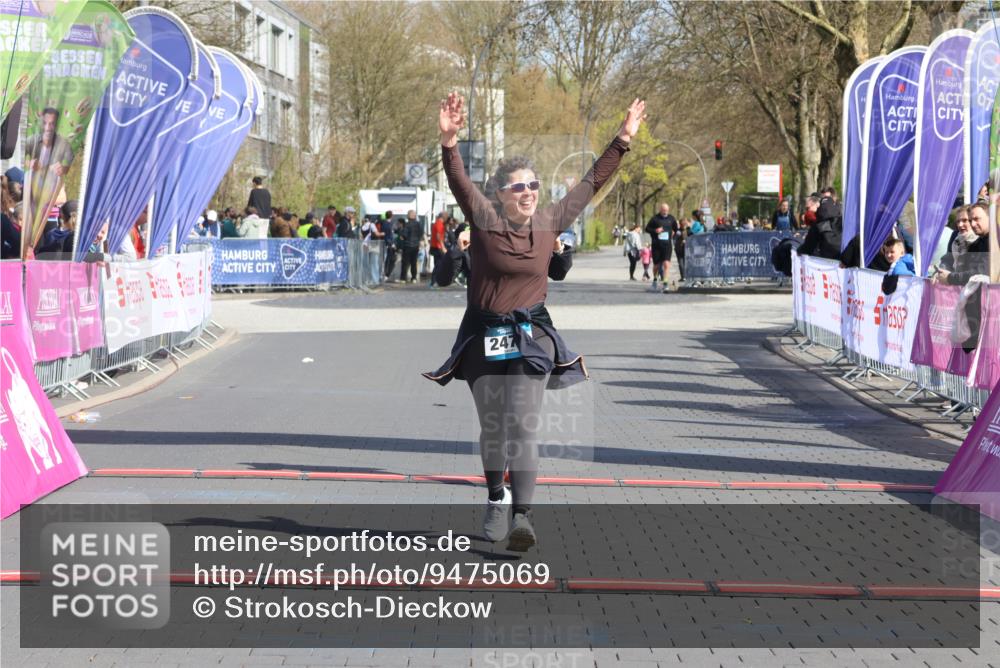 12.04.2026 - 45. Internationalen Wilhelmsburger Insellauf Strokosch-Dieckow http://msf.ph/oto/9475069 12.04.2026 11:31:40 Ziel 2475, 2279 meine-sportfotos.de