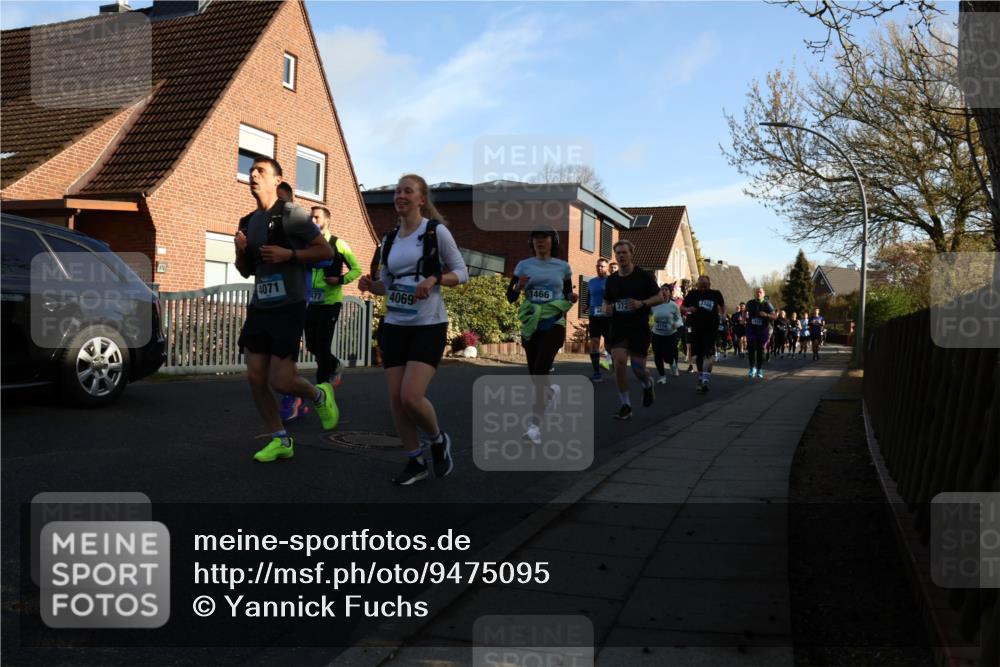 12.04.2026 - 45. Internationalen Wilhelmsburger Insellauf Yannick Fuchs http://msf.ph/oto/9475095 12.04.2026 09:01:07 Laufen 4071, 477, 4069, 3466, 4174, 3346 meine-sportfotos.de