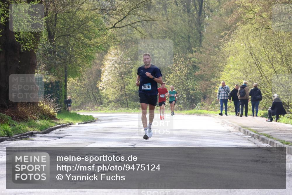 12.04.2026 - 45. Internationalen Wilhelmsburger Insellauf Yannick Fuchs http://msf.ph/oto/9475124 12.04.2026 10:08:01 Laufen 5676 meine-sportfotos.de