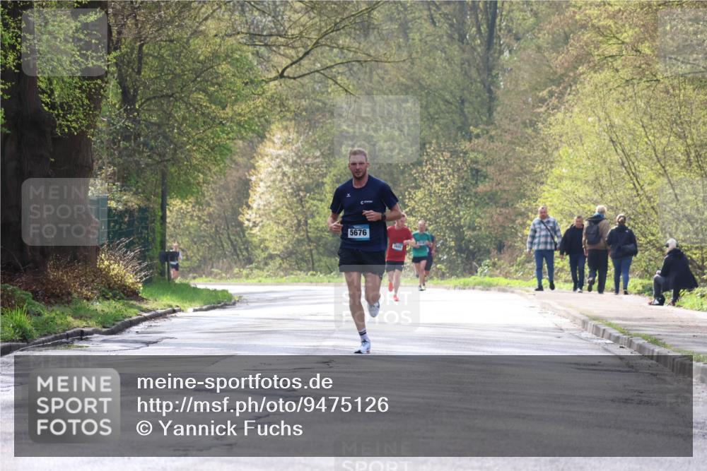 12.04.2026 - 45. Internationalen Wilhelmsburger Insellauf Yannick Fuchs http://msf.ph/oto/9475126 12.04.2026 10:08:01 Laufen 5676, 3645 meine-sportfotos.de