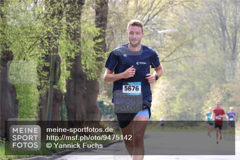 12.04.2026 - 45. Internationalen Wilhelmsburger Insellauf Yannick Fuchs http://msf.ph/oto/9475142 12.04.2026 10:08:07 Laufen 5676 meine-sportfotos.de