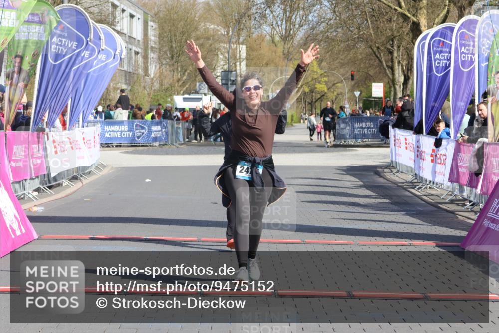 12.04.2026 - 45. Internationalen Wilhelmsburger Insellauf Strokosch-Dieckow http://msf.ph/oto/9475152 12.04.2026 11:31:40 Ziel 2475, 2279 meine-sportfotos.de