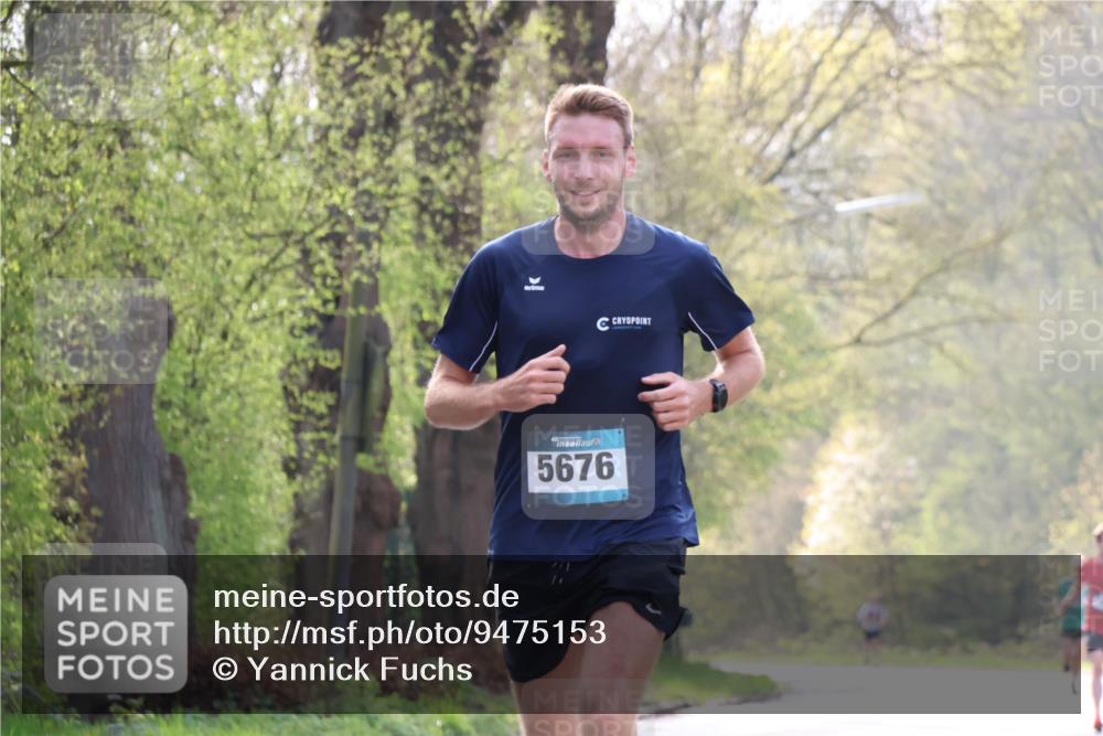 12.04.2026 - 45. Internationalen Wilhelmsburger Insellauf Yannick Fuchs http://msf.ph/oto/9475153 12.04.2026 10:08:08 Laufen 5676 meine-sportfotos.de