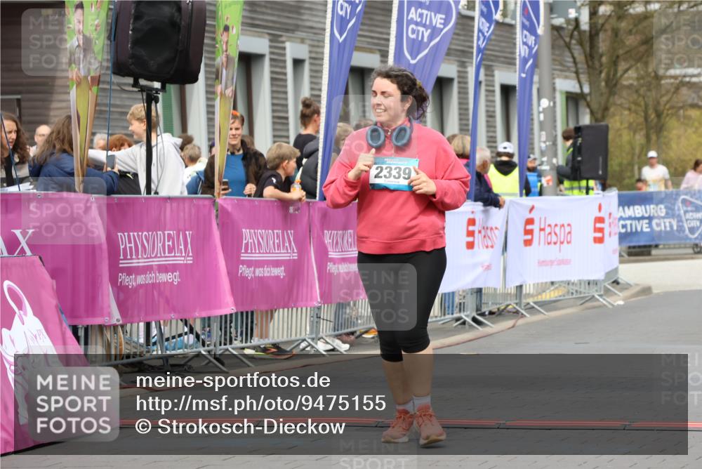 12.04.2026 - 45. Internationalen Wilhelmsburger Insellauf Strokosch-Dieckow http://msf.ph/oto/9475155 12.04.2026 13:32:38 Ziel 2587, 2339, 4462 meine-sportfotos.de