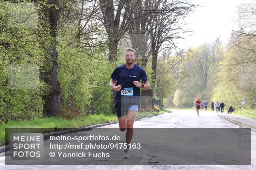 12.04.2026 - 45. Internationalen Wilhelmsburger Insellauf Yannick Fuchs http://msf.ph/oto/9475163 12.04.2026 10:08:09 Laufen 5676 meine-sportfotos.de