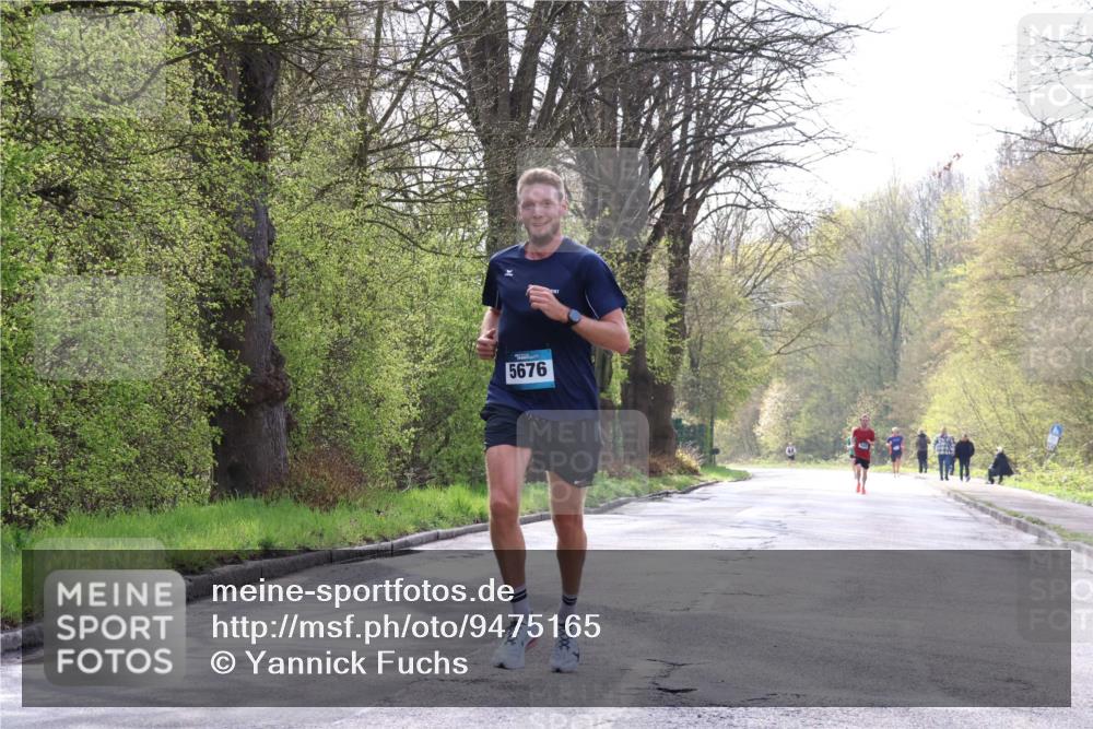 12.04.2026 - 45. Internationalen Wilhelmsburger Insellauf Yannick Fuchs http://msf.ph/oto/9475165 12.04.2026 10:08:09 Laufen 5676 meine-sportfotos.de